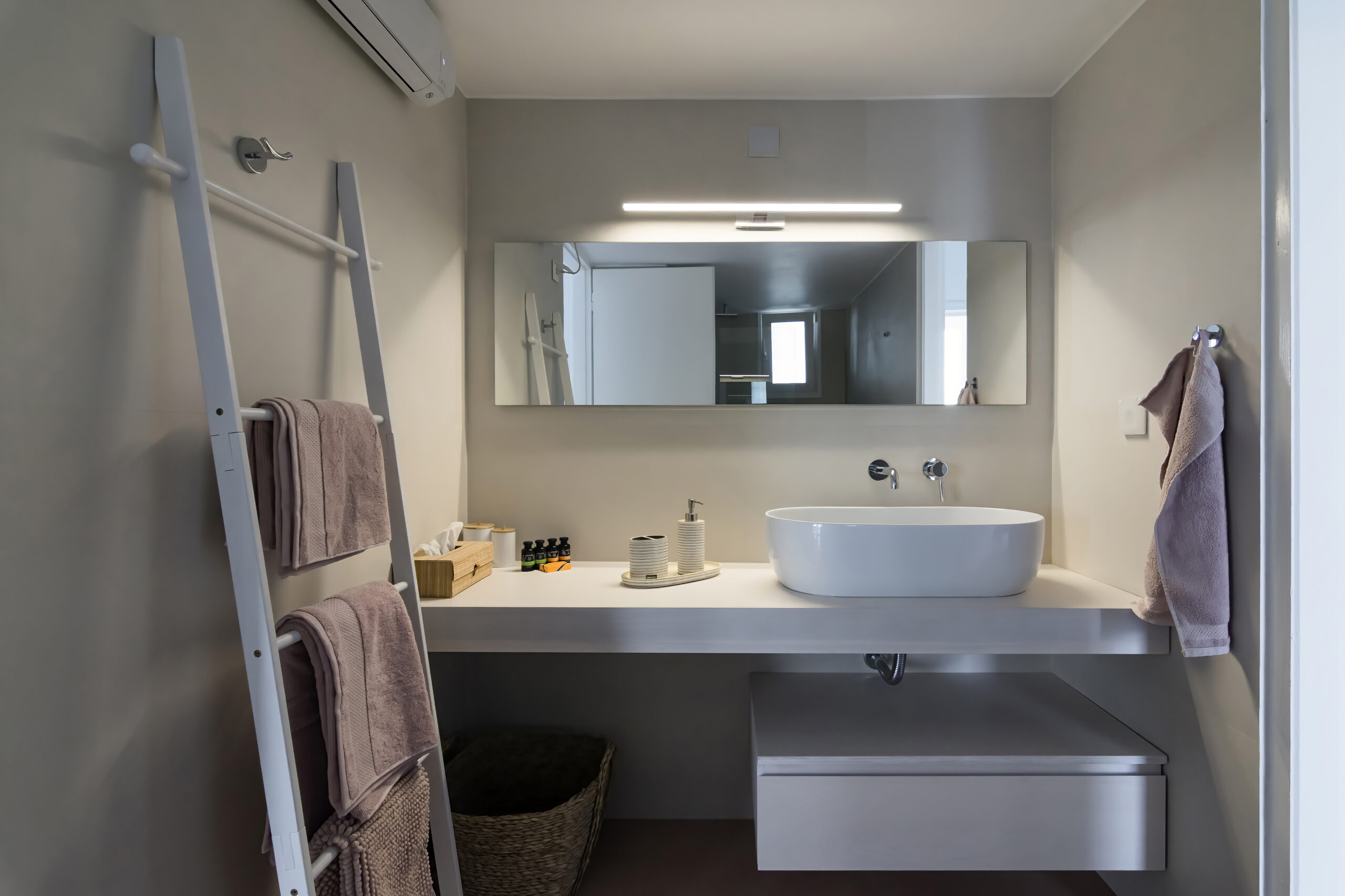 Villa Big Blue — Bathroom